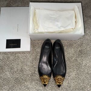 Versace medusa ballerina flats